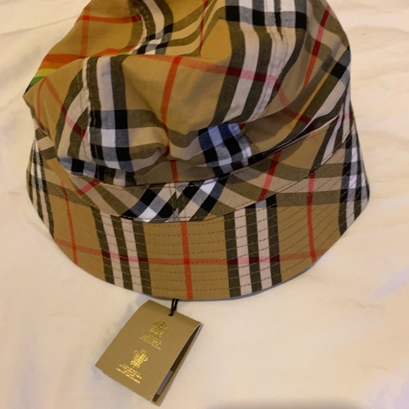 Burberry Other - Burberry Bucket hat